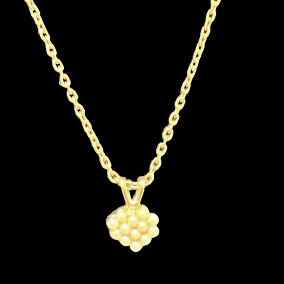Accents by Hallmark Cards Dainty Pearl Heart Charm Gold Tone Choker Necklace - Picture 4 of 5